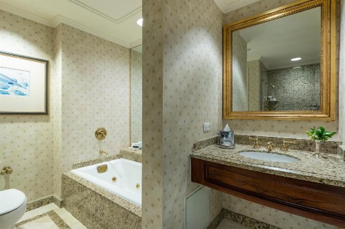 Hotel Monteleone - image 19