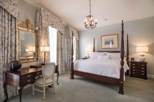 Bienville House Hotel - image 33