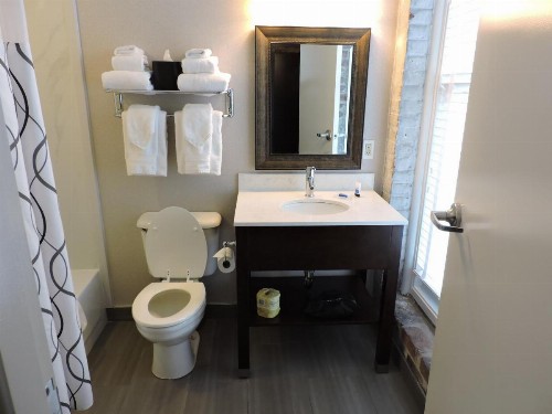 Best Western Plus St. Christopher Hotel - image 49