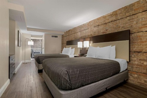 Best Western Plus St. Christopher Hotel - image 6