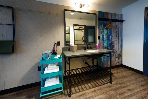 MOXY New Orleans Downtown/French Quarter Area - image 9