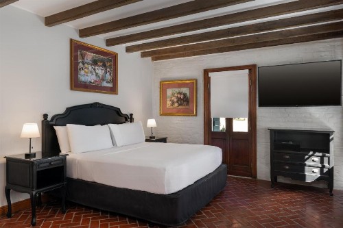 Chateau Hotel - image 26