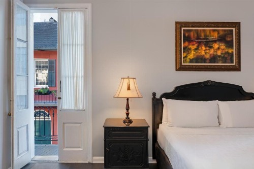 Chateau Hotel - image 6