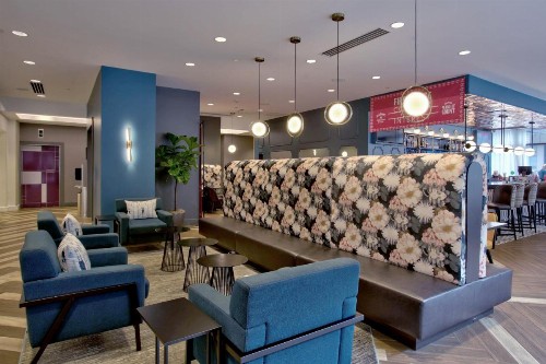 Royal St. Charles Hotel - image 16