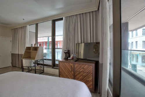 Royal St. Charles Hotel - image 20