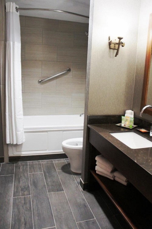 Wyndham Garden Baronne Plaza - image 26