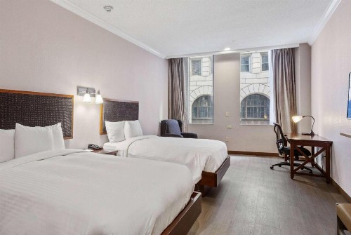 Wyndham Garden Baronne Plaza - image 3