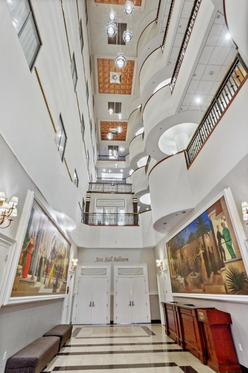 Wyndham Garden Baronne Plaza - image 7
