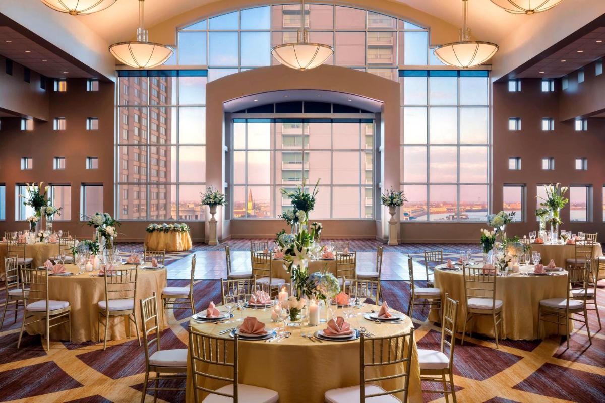 Sheraton New Orleans Hotel - image 4