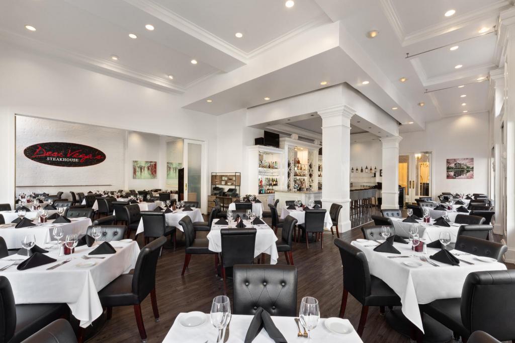 Lafayette Hotel - image 2