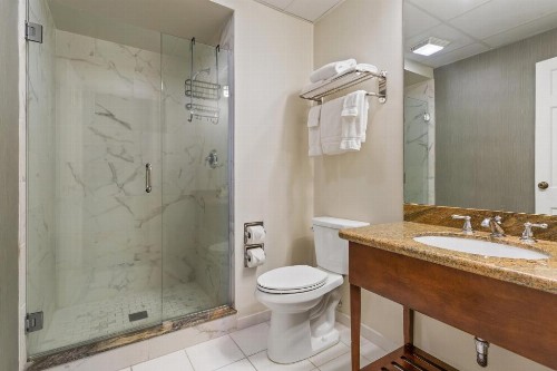 Lafayette Hotel - image 20