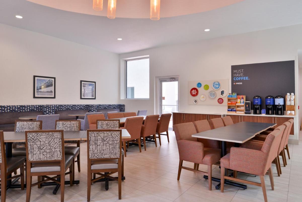Holiday Inn Express New Orleans - St Charles an IHG Hotel - image 7
