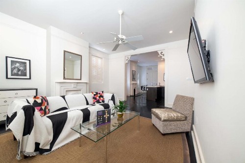 Melrose Mansion Suites - image 37