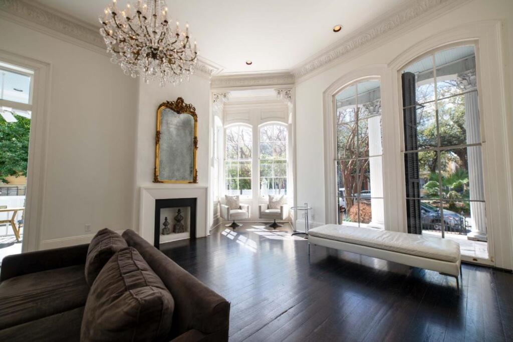Melrose Mansion Suites - image 4