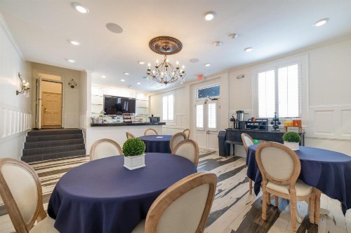 Melrose Mansion Suites - image 47
