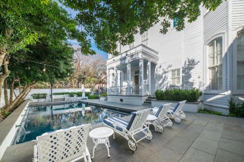 Melrose Mansion Suites - image 8