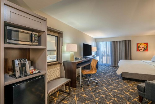 Holiday Inn New Orleans-Downtown Superdome an IHG Hotel - image 49
