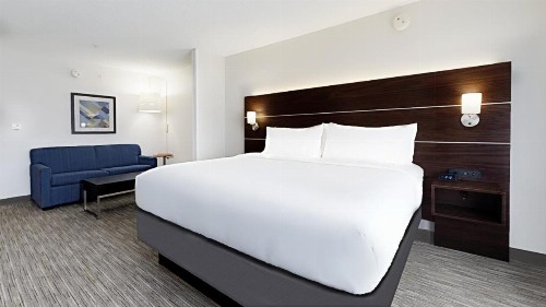 Holiday Inn Express New Orleans East an IHG Hotel - image 27