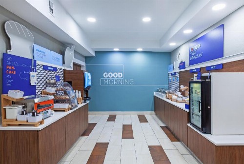 Holiday Inn Express New Orleans East an IHG Hotel - image 28
