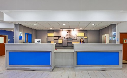Holiday Inn Express New Orleans East an IHG Hotel - image 36