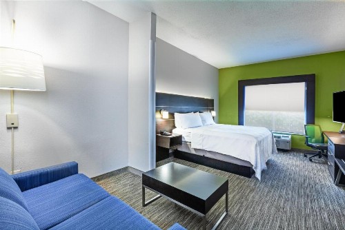 Holiday Inn Express New Orleans East an IHG Hotel - image 9