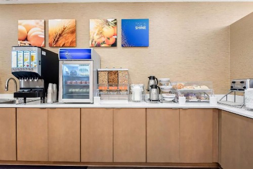 Comfort Suites New Orleans East - image 46