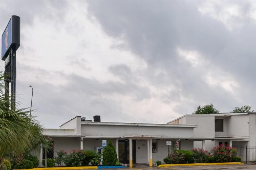 Motel 6-New Orleans LA - Near Downtown - image 3