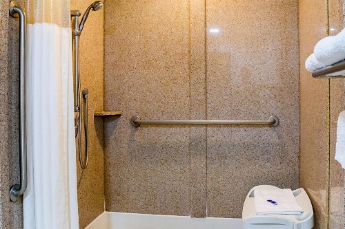 Motel 6-New Orleans LA - Near Downtown - image 33