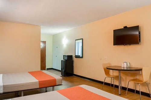 Motel 6-New Orleans LA - Near Downtown - image 42