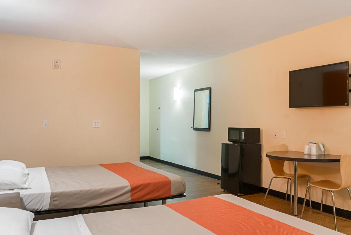 Motel 6-New Orleans LA - Near Downtown - image 7