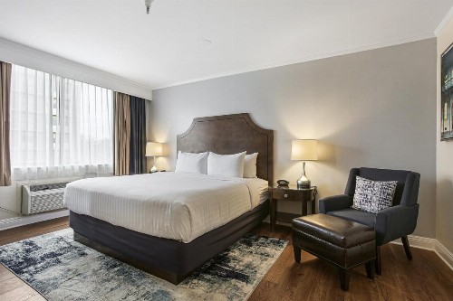 St Charles Inn - image 10