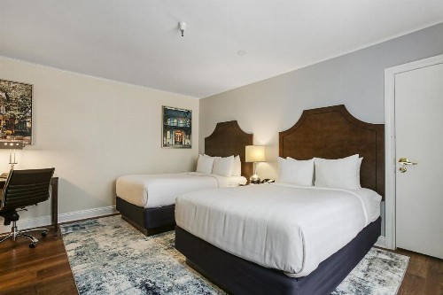 St Charles Inn - image 13