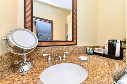St Charles Inn - image 21