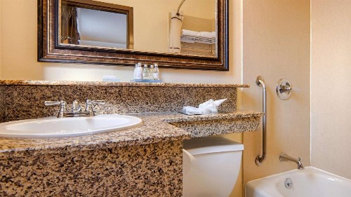 St Charles Inn - image 8