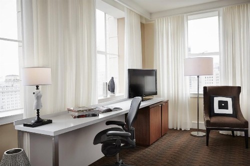 Renaissance New Orleans Pere Marquette French Quarter Area Hotel - image 11