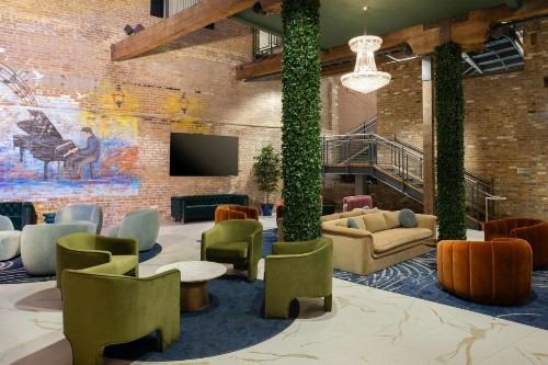 Courtyard by Marriott New Orleans Downtown/Convention Center - image 4