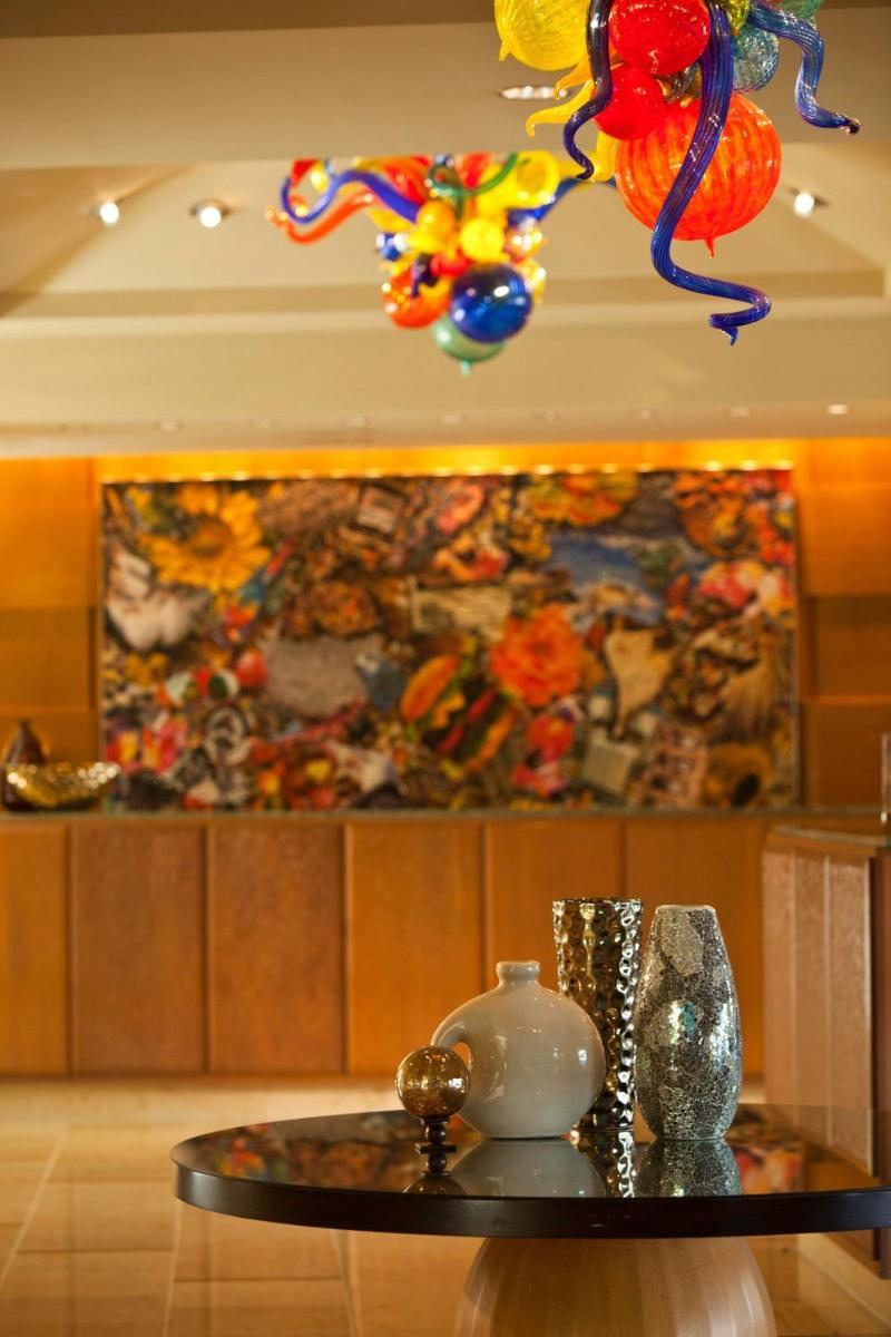 Renaissance New Orleans Arts Warehouse District Hotel - image 3