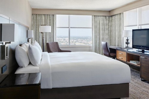New Orleans Marriott - image 17
