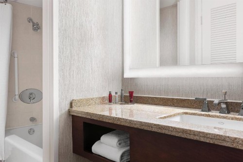 New Orleans Marriott - image 19