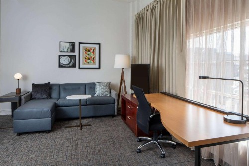 Sonesta ES Suites New Orleans Convention Center - image 13