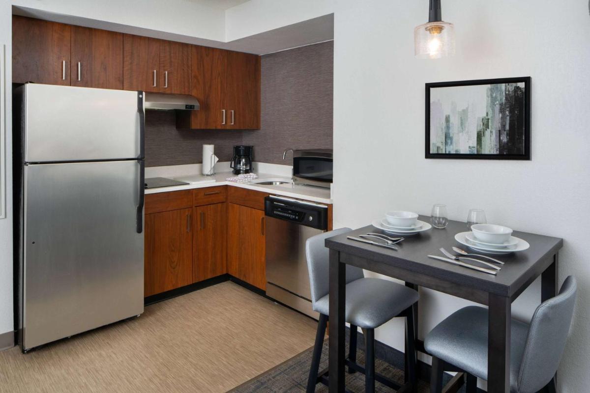Sonesta ES Suites New Orleans Convention Center - image 7