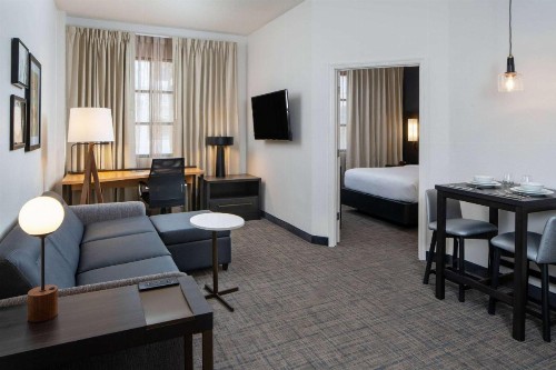 Sonesta ES Suites New Orleans Convention Center - image 9