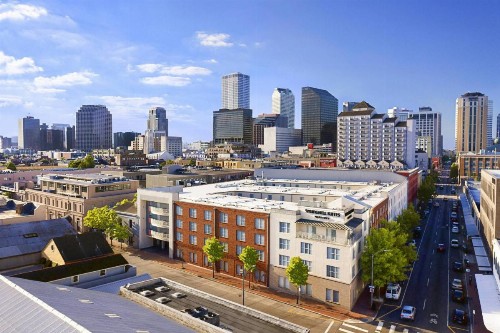 SpringHill Suites by Marriott New Orleans Downtown/Convention Center - image 1