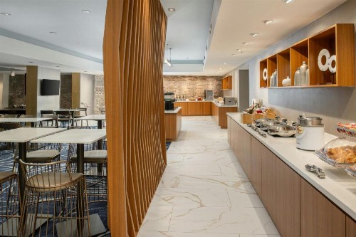 SpringHill Suites by Marriott New Orleans Downtown/Convention Center - image 11
