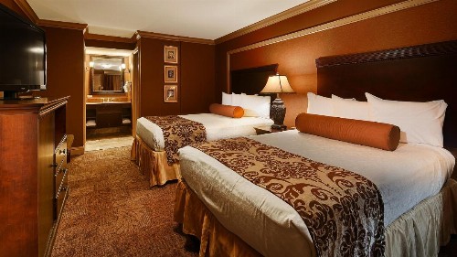 Best Western Plus French Quarter Courtyard Hotel - image 10
