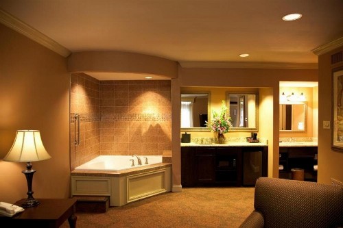 Best Western Plus French Quarter Courtyard Hotel - image 23