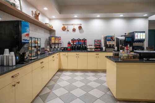 Best Western Plus French Quarter Courtyard Hotel - image 36