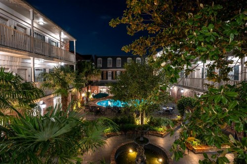Best Western Plus French Quarter Courtyard Hotel - image 37
