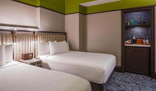 Pelham Hotel - image 23