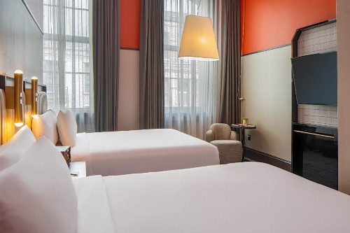 Pelham Hotel - image 26